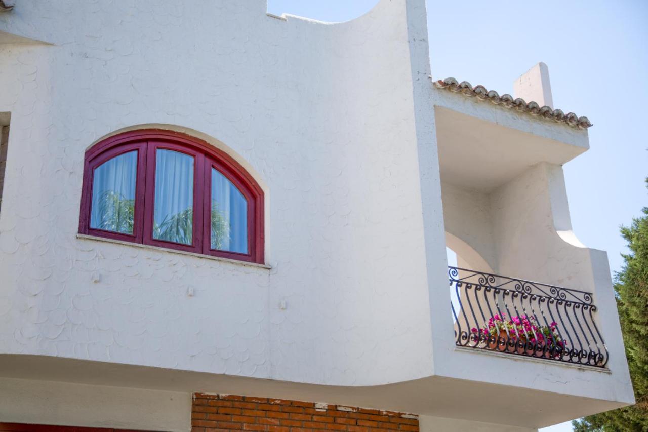 Assinos Palace Hotel Giardini Naxos Ngoại thất bức ảnh