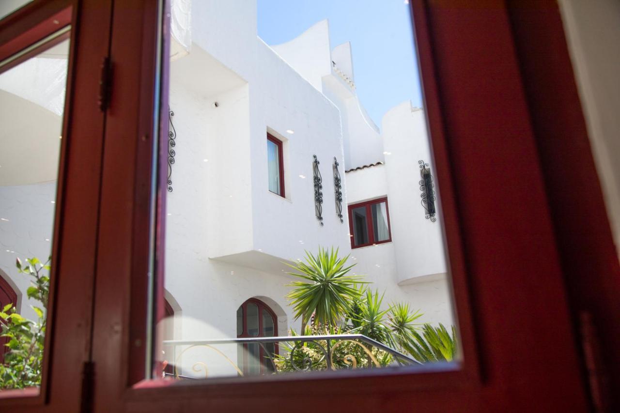 Assinos Palace Hotel Giardini Naxos Ngoại thất bức ảnh