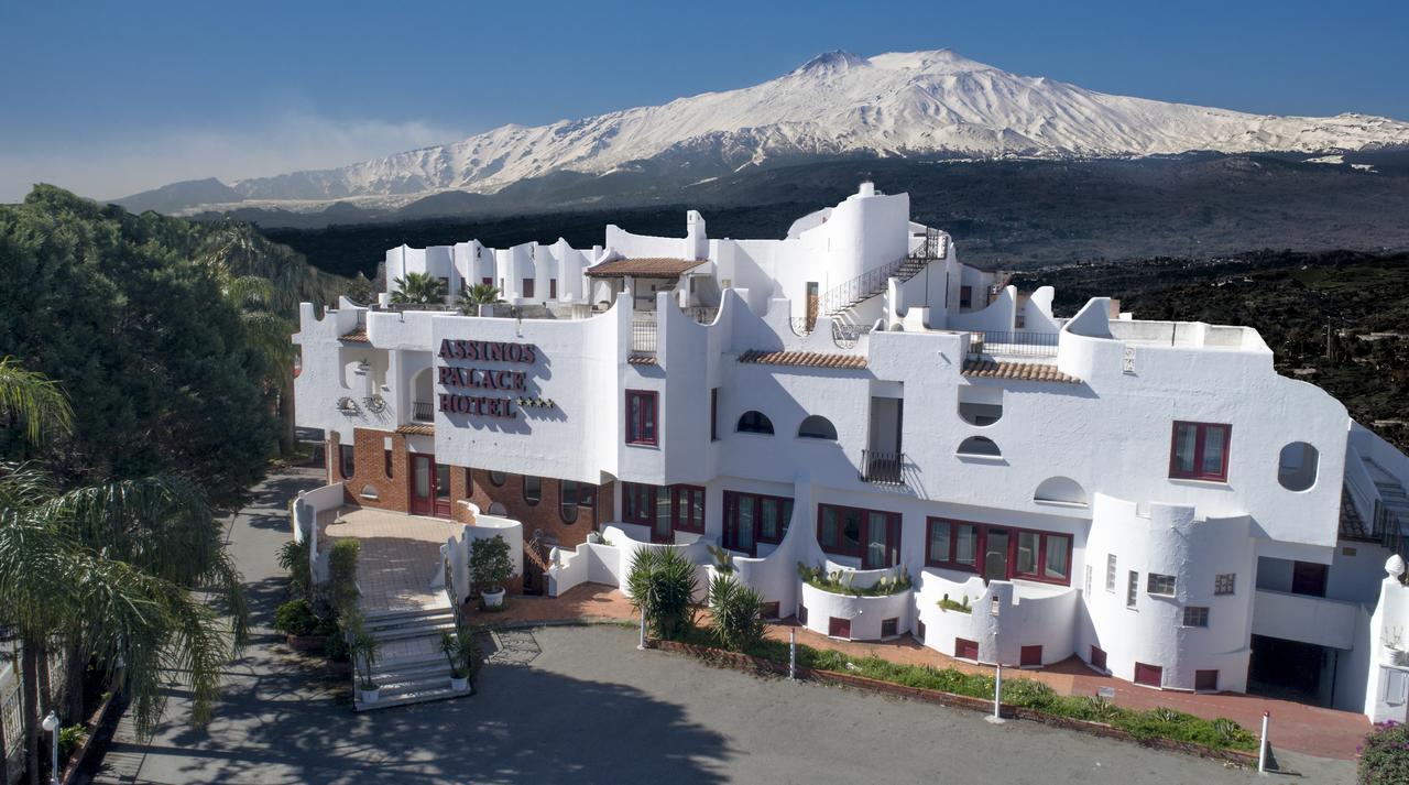 Assinos Palace Hotel Giardini Naxos Ngoại thất bức ảnh