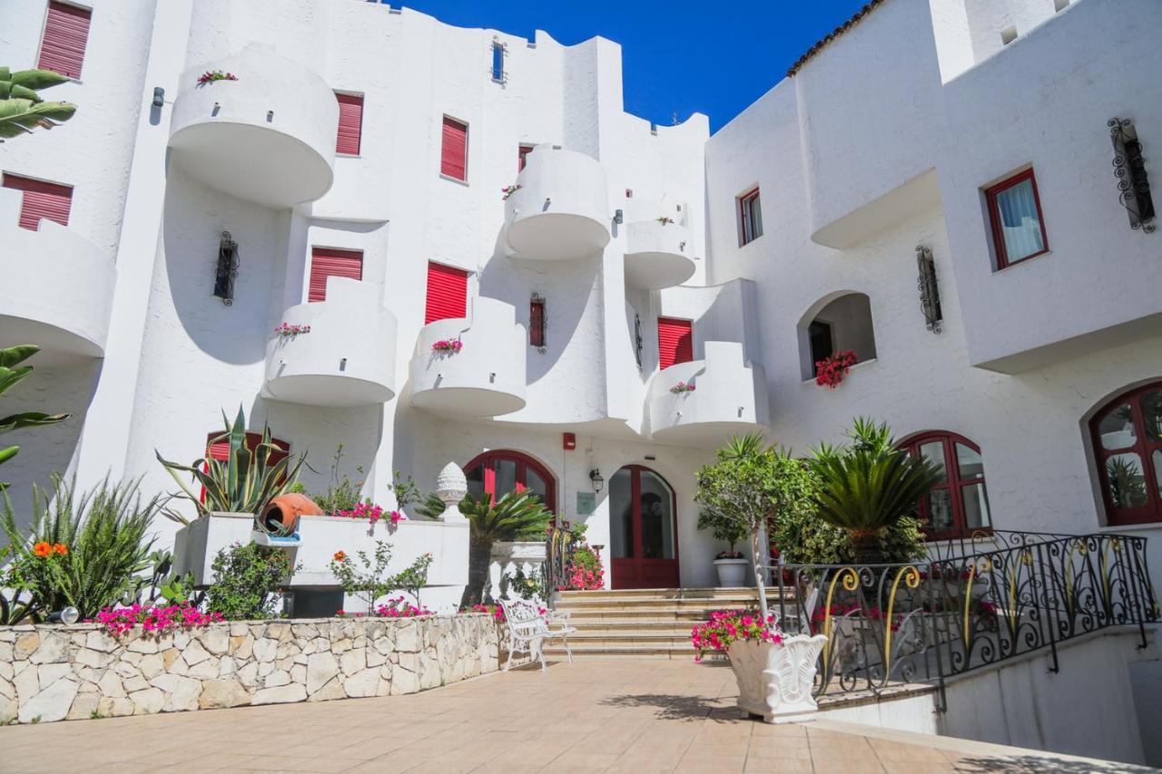 Assinos Palace Hotel Giardini Naxos Ngoại thất bức ảnh