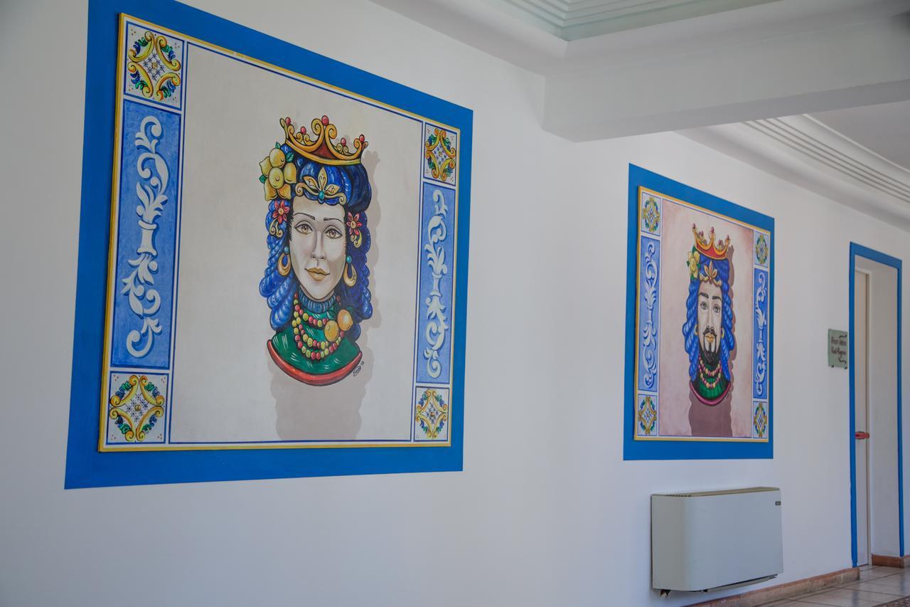 Assinos Palace Hotel Giardini Naxos Ngoại thất bức ảnh
